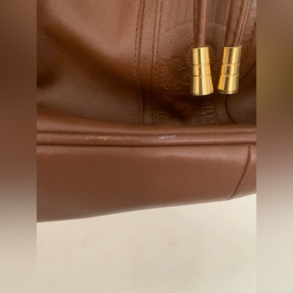 Rare Vintage Gianni
Valanti 1891 Crossbody
Braided Adjustable Leather Sienna Tan - Picture 6 of 12